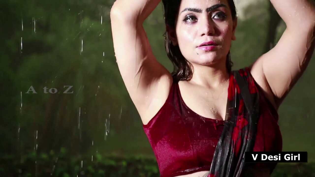 Navel Saree Fashion V Desi Girl 2021 Hot Photoshoot Video